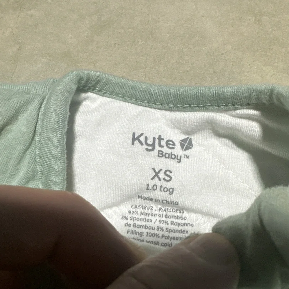 Kyte Baby Sleep Sack SZ XS 1.0 Tog Green Zip Up Bedding Nursery 2 Piece